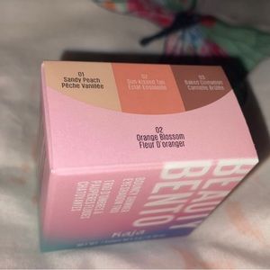 New sealed Kaja beauty bento box eyeshadow trio